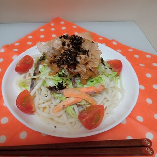 春キャベツのハニーヨーグルトマヨサラダうどん